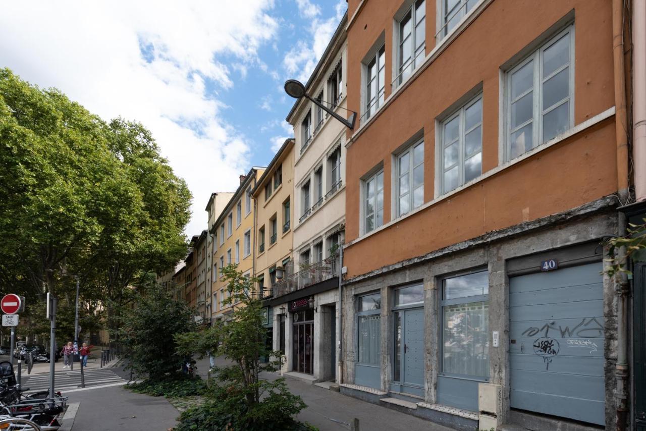 Le Loft Ethnic - Avec Jolie Vue Sur La Saone Apartment Lyon Bagian luar foto